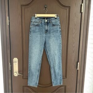 CHICJOC Light Wash Straight Leg Denim Jeans Size 38